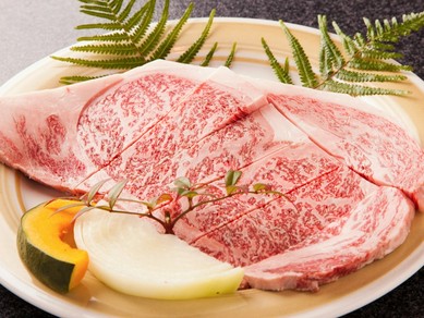 島根和牛の一枚肉で提供されます『特選ロース』
