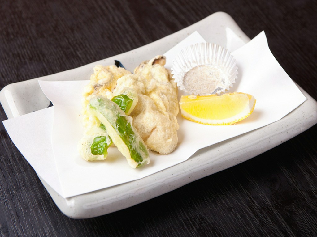 とことん牡蠣にこだわり、旨みを引き出した料理の数々