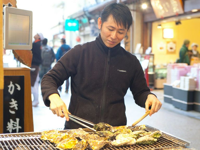 熟練の料理人が、心を込めてじっくりと焼き上げた味に舌鼓