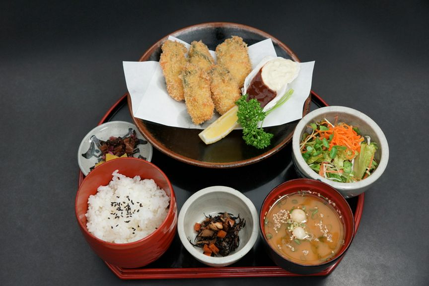 特選かきフライ定食