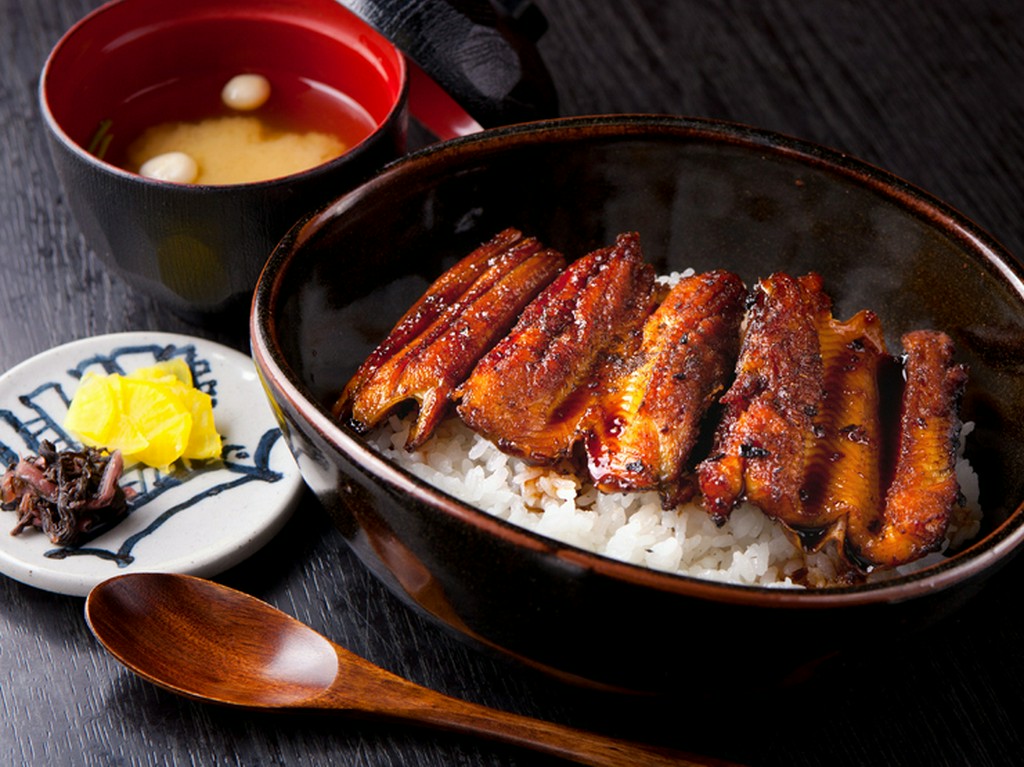 秘伝のタレが美味しさの決め手『あなごめし』