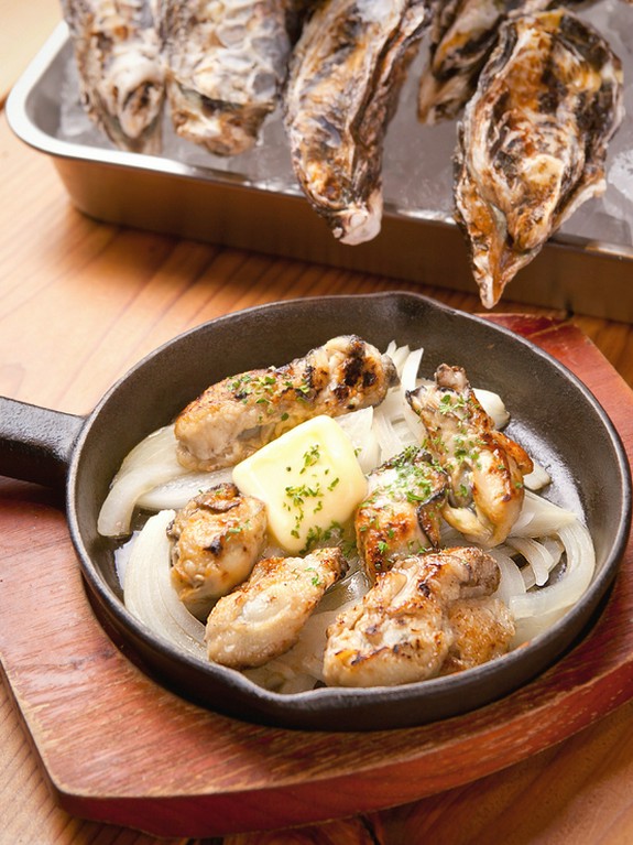 広島名産の牡蠣をバター焼きで。やみつきになる『牡蠣バター』