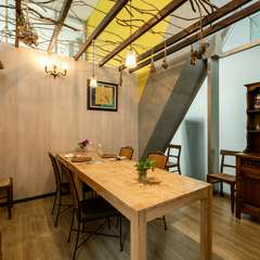 個室は二室完備。女子会、接待、海外ゲストを招いての会食に