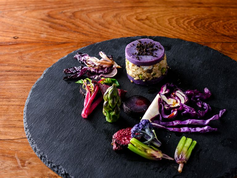 信頼のおける生産者さんの思いをギュッと詰め込んだ『季節野菜の一皿 VEGAN』