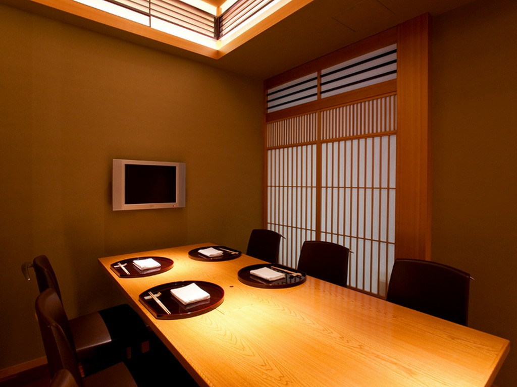 個室の室料は無料。お子様のご利用もウェルカム