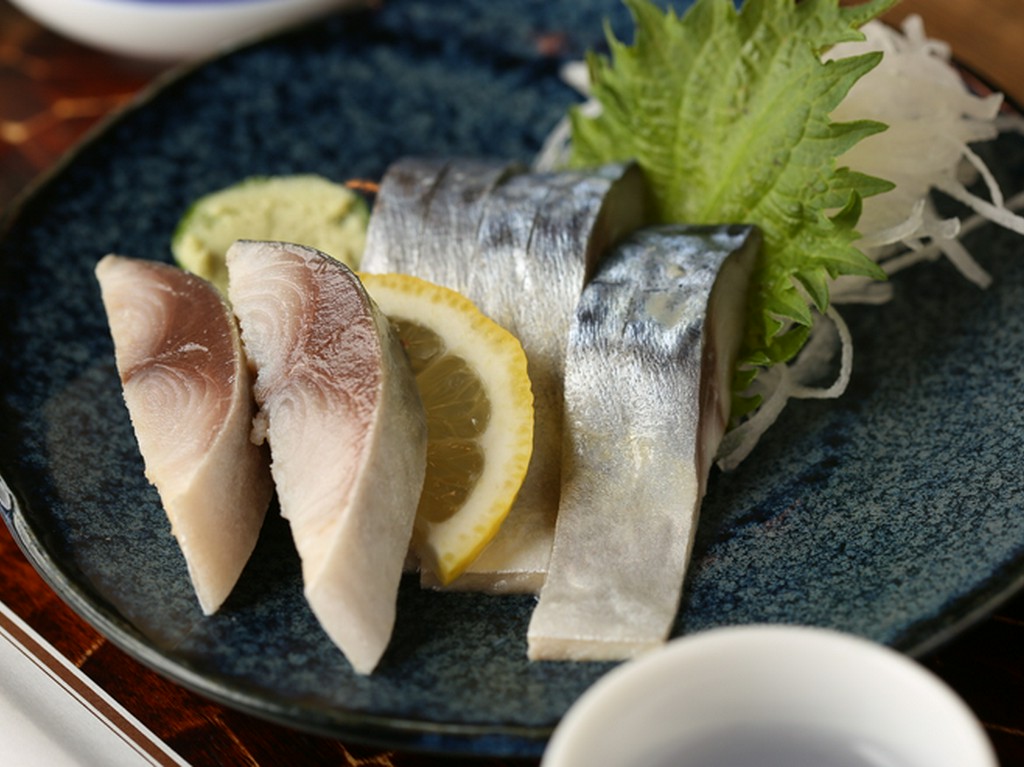 脂のノリと締め具合が抜群の『しめ鯖』