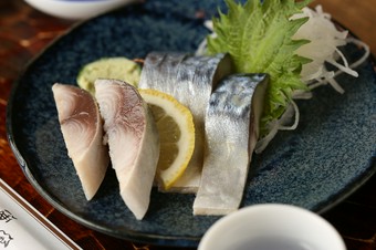 脂のノリと締め具合が抜群の『しめ鯖』