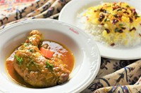 鶏肉とバーベリ―入りライス