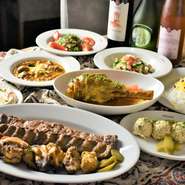 様々なイラン料理をご用意しています。お気に入りの一皿を見つけてください。