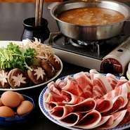 丹波の猪肉を新鮮な内に調理。【和風料理　橙】名物メニューのひとつです。