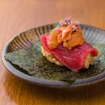 大きい牡蠣だけを厳選して牡蠣フライに♪こだわりのタルタルソースでお召し上がりください！