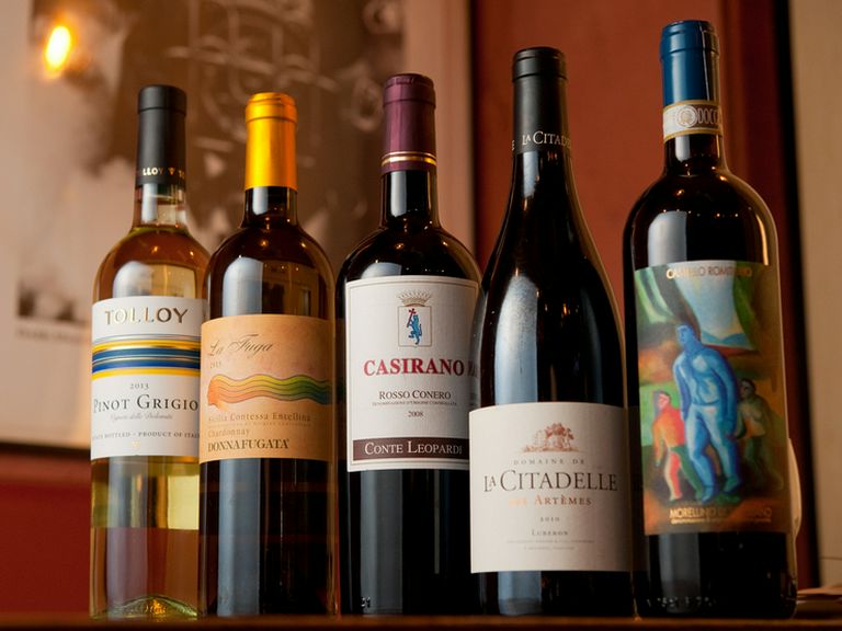 お料理に合う美味しいワインが豊富に取り揃えられています