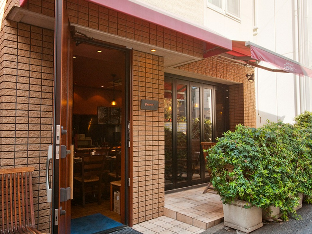 お洒落な佇まいのイタリアンレストラン【FREGOLI】