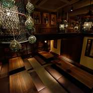 １８名様～２４名様までの対応の個室。
 部屋名は“気仙沼港”