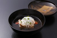 厚揚げと桑名のハマグリの『お椀』。