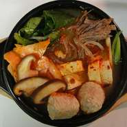 ライス、漬物付