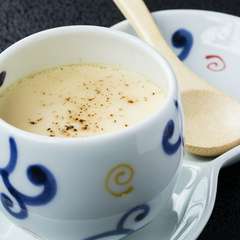 美味しい卵と自慢の出汁の『茶わん蒸し』は一番人気のメニュー