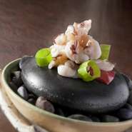 ※本コースのご予約の際は店舗までご連絡くださいませ。
※価格は消費税・10％のサービス料を含めた金額でございます。