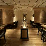 想いだけでは美味しい料理は完成しないと考えています。お客様の目線で食事という場をとらえ、各々のシーンにふさわしい献立を考案。ご要望があれば、最大限満足いただけるようスタッフ一丸となり対応しております。