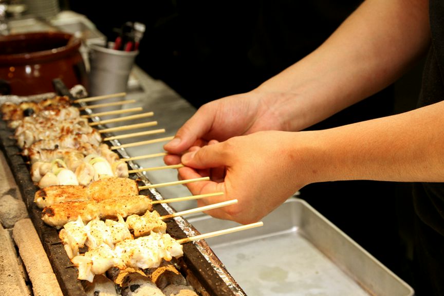 一本、一本スタッフが丁寧に焼き上げる『串焼き』