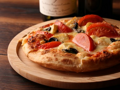 4種のチーズが口の中でとろける『MERRY’S PIZAメリーズピザ』