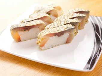 しめ鯖が苦手な人でも食べられる名物『こだわりの鯖寿司』