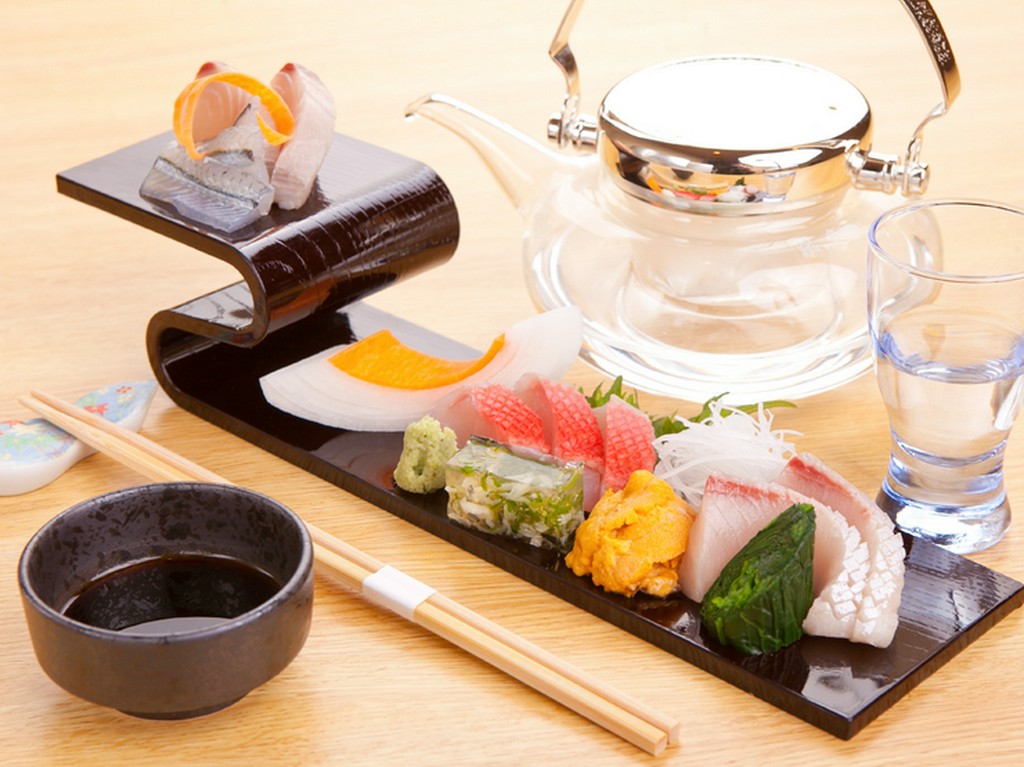 熟成刺身もあり、魚の食べごろを見極めた『御造里』