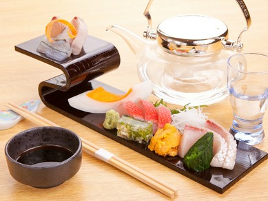 熟成刺身もあり、魚の食べごろを見極めた『御造里』