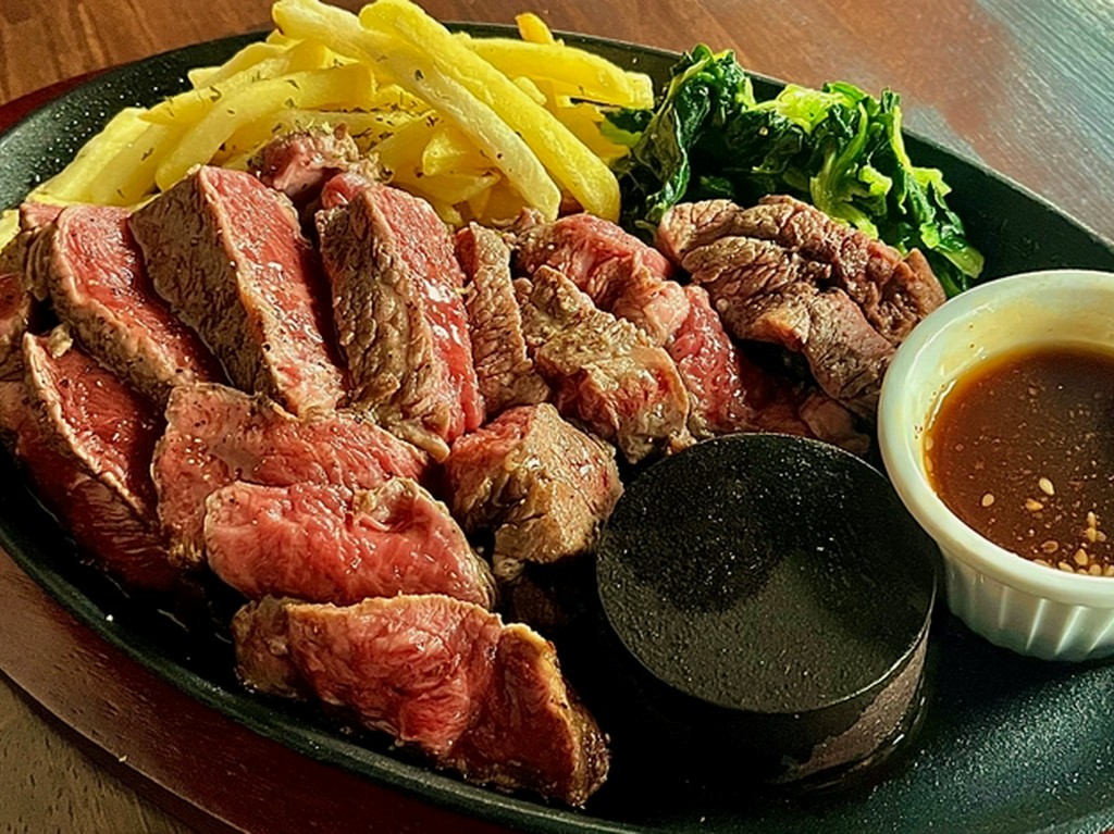 ビーフ　チャックテンダー　ステーキ