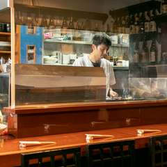 明石の地酒と海の幸をたっぷりと。お一人でも気軽に楽しめるお店