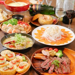 『牛肉のアソート』をコースに入れ、大人気『チーズフォンデュ』とのコース