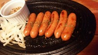 1人前6本ついています。粒マスタードを添えて