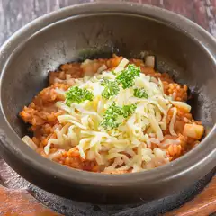 絶品！　チーズがとろ～り『特製ちーとろご飯』