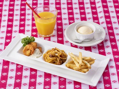 ママ会にもおすすめ！キッズ大好きアイテム満載のお子様プレート