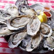 おすすめ生牡蠣盛り合わせ12ピース
4種類×3pc

