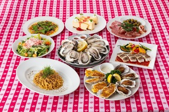 すべて大皿料理でご提供いたします。フリードリンク付（2時間）