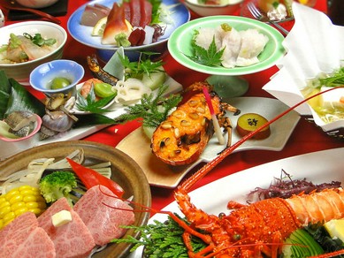 活かし伊勢海老の焼物とボイル付『なごみ会席』クーポン利用で9800円が9300円に！