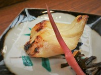 めだい
いしなぎ
太刀魚
マナガツオ
等…季節によって変わります。