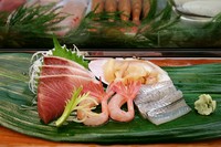 おまかせでも、お好みでも、ご予算が御座いましたらお知らせくださいませ。