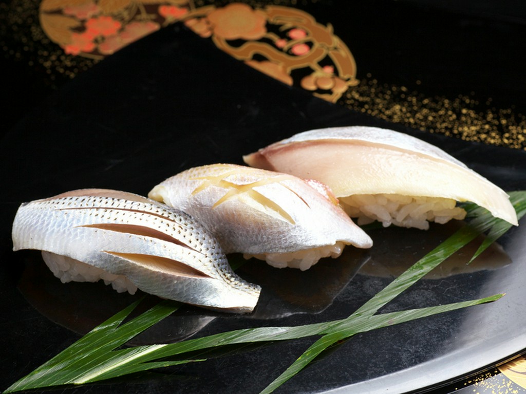 絶妙な酢加減で好評の『〆もの』