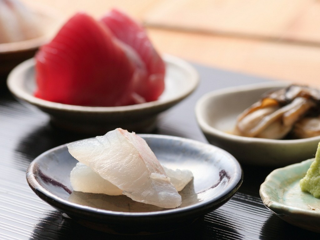 厳選し手仕事をした糀家の一番人気お造りおまかせ