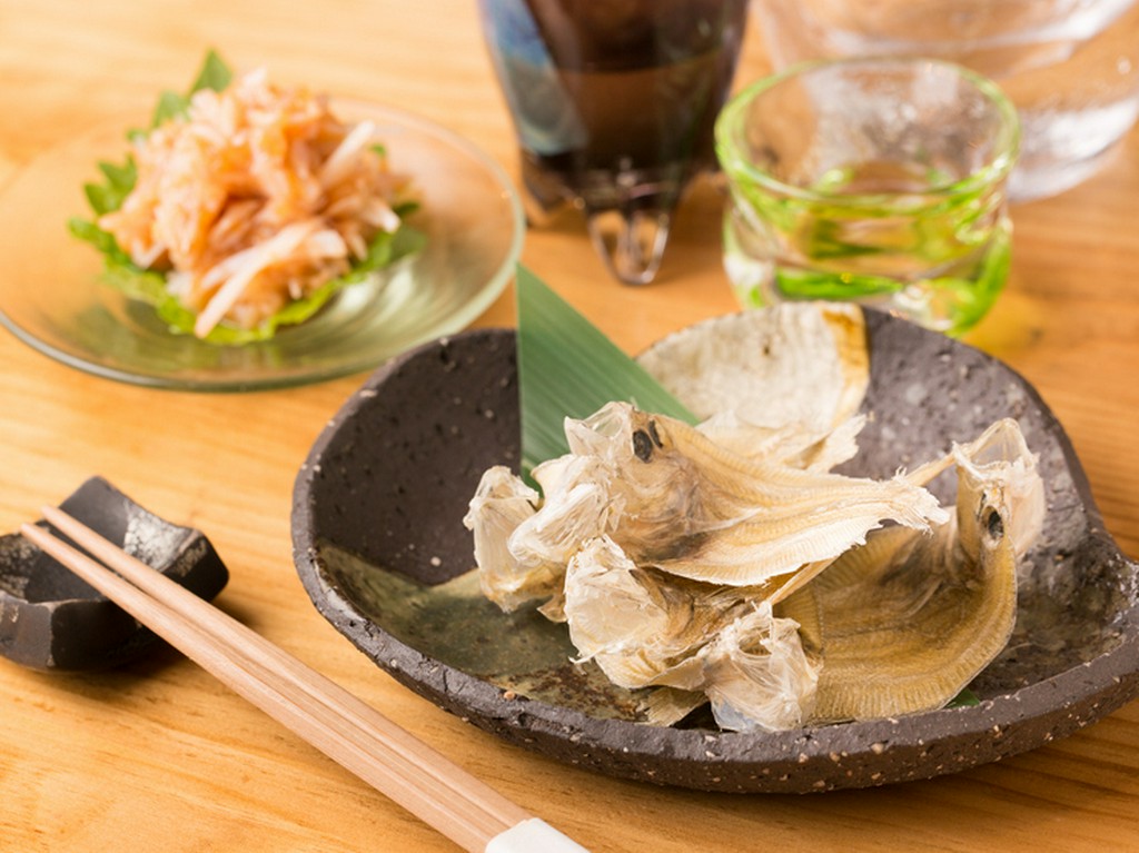 全国から取り寄せた厳選美酒と珍味で夏の夜の乾杯を