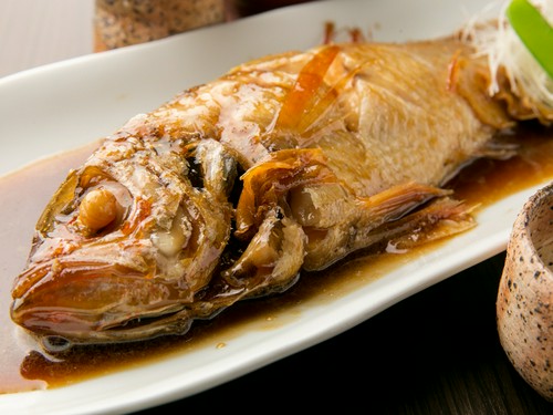 煮魚・焼き魚はオーダーが入ってから素早く仕上げます