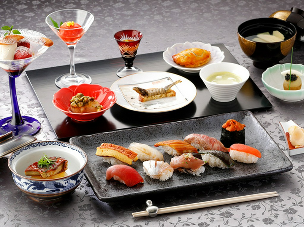 寿司懐石 輝（かがやき）