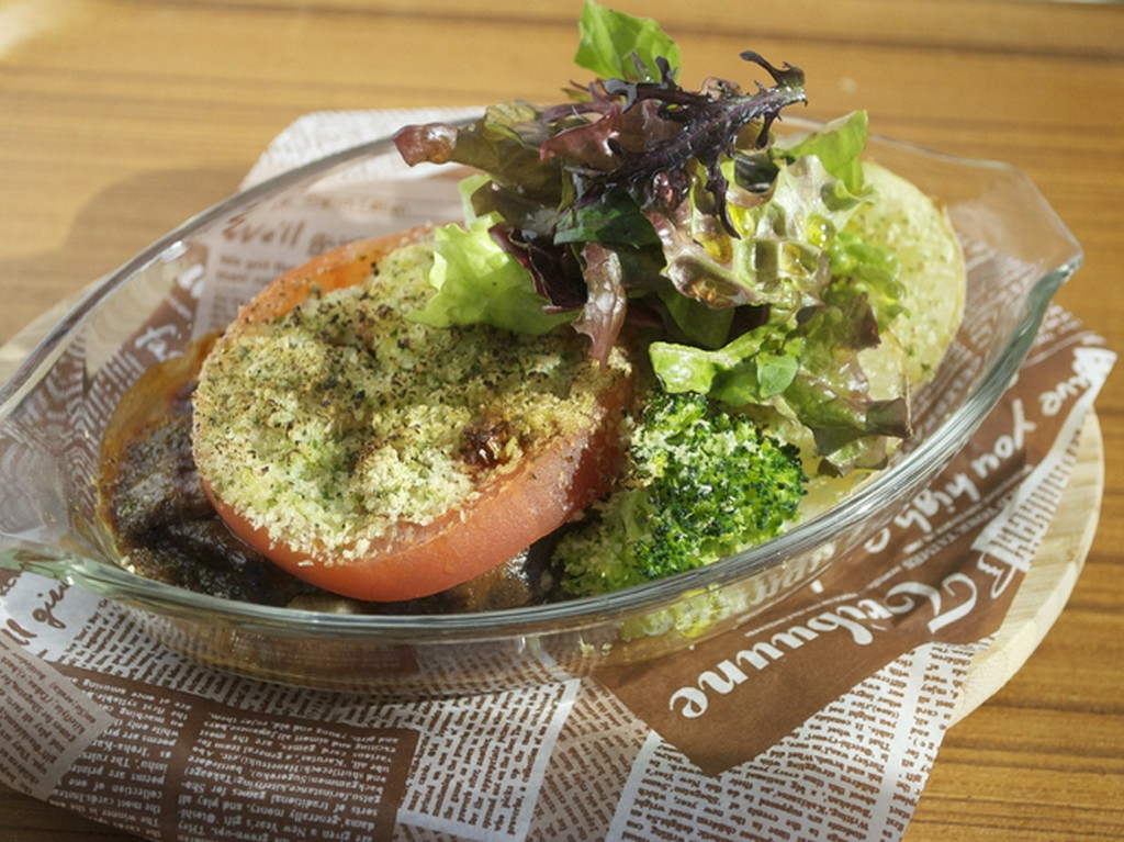 牛頬肉の赤ワイン煮込み（パン付）　　　〈単品〉
