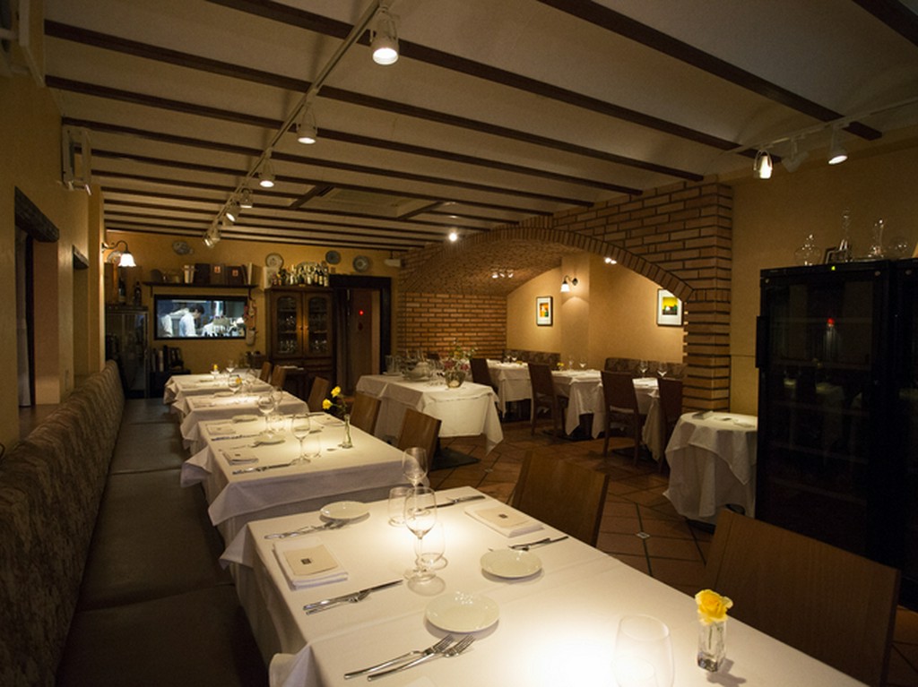 絶品な北イタリア郷土料理を味わう、グルマンたちの会食に