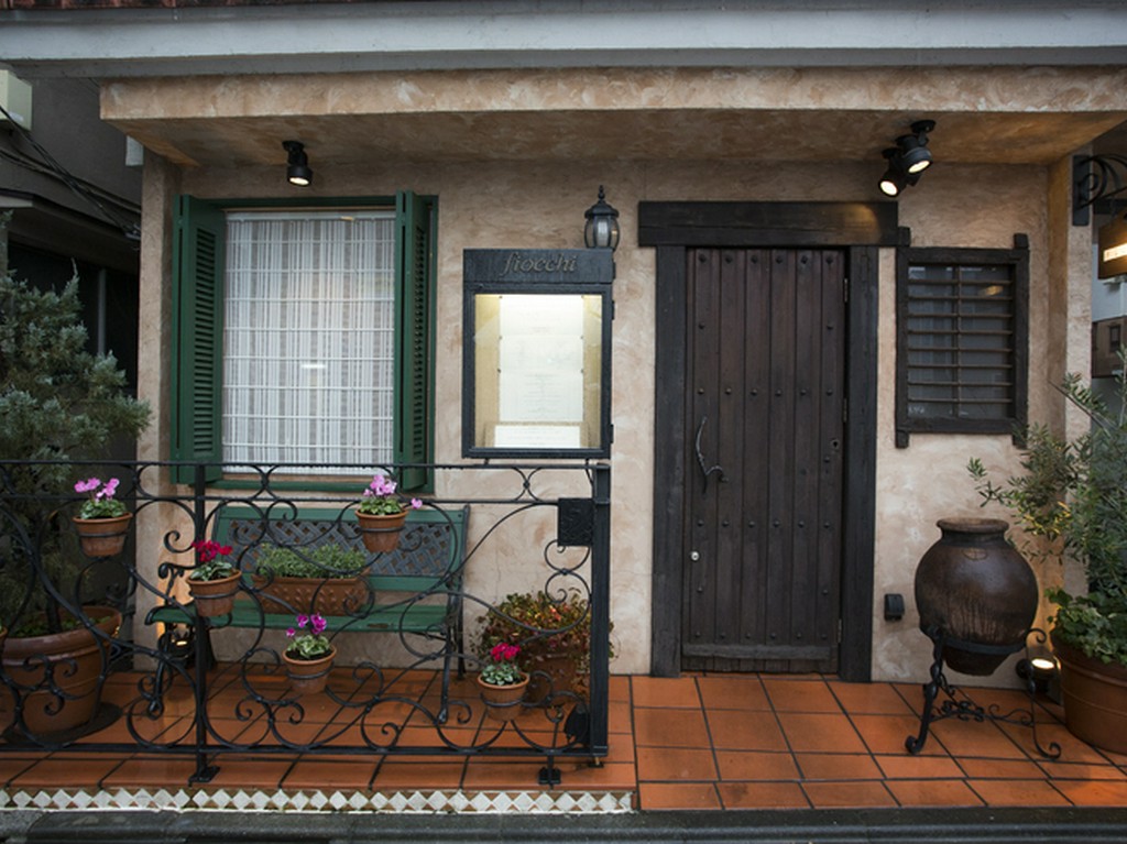 閑静な商店街の一角にある名店