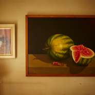 絵画や時計などのスイカをモチーフにした調度品の多くは、シェフのスイカ好きを知る常連からのプレゼント。