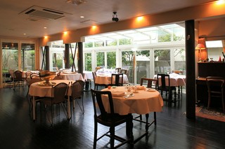 衣裳や小物、お花等の持ち込みが無料です