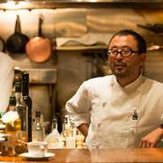 「シンプルにおいしいものを食べてもらいたい」。和知シェフの理想とする料理は実に明快。そのために何が必要かだけを考え、余計なものは省いていくのが和知流の肉料理の極意です。